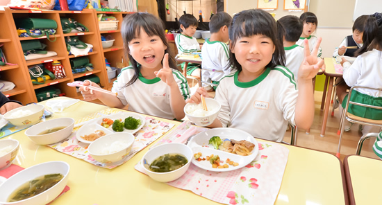 食を通したメッセージの写真